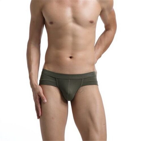 pohledný mužský trup